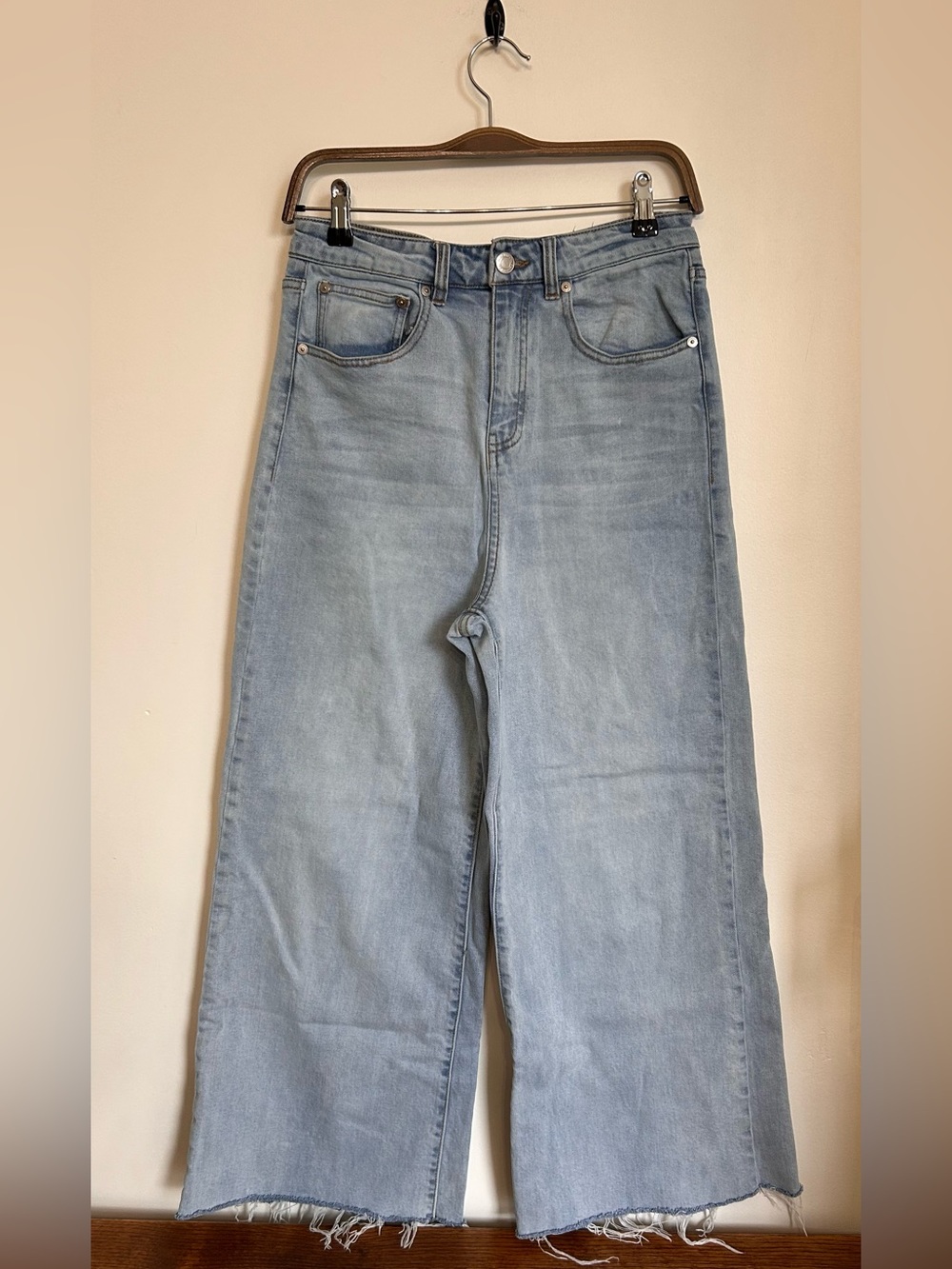 FRANK & OAK “NINA WIDE LEG” LIGHT WASH DENIM JEANS 99% ORGANIC COTTON FREY HEM